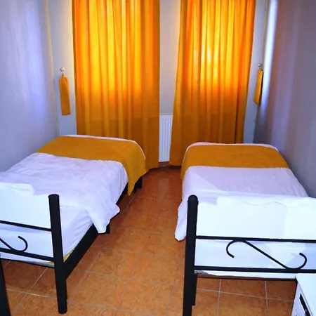 Hostel Terra Vista *